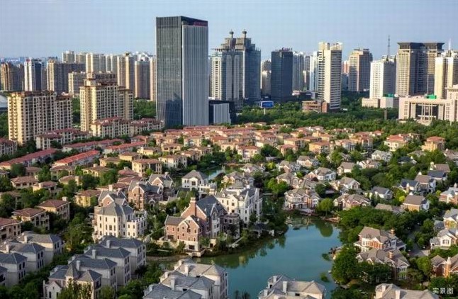 国宝花园 | 城央藏墅 ，，，一生一遇